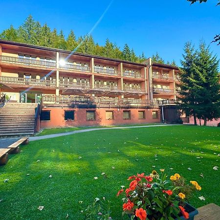 Horsky Hotel Podjavornik Papradno Buitenkant foto